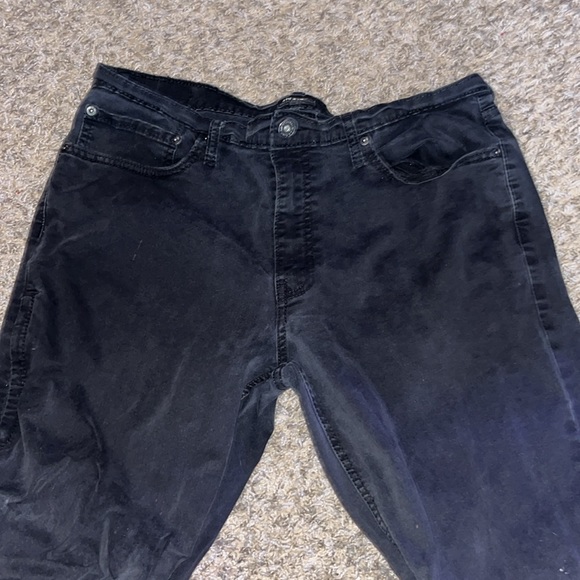 Work / school black Levi men’s jeans 🖤 - Picture 2 of 5